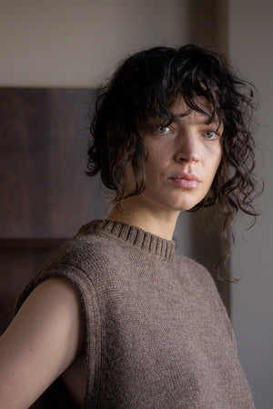 Raye Knitted Vest Peat