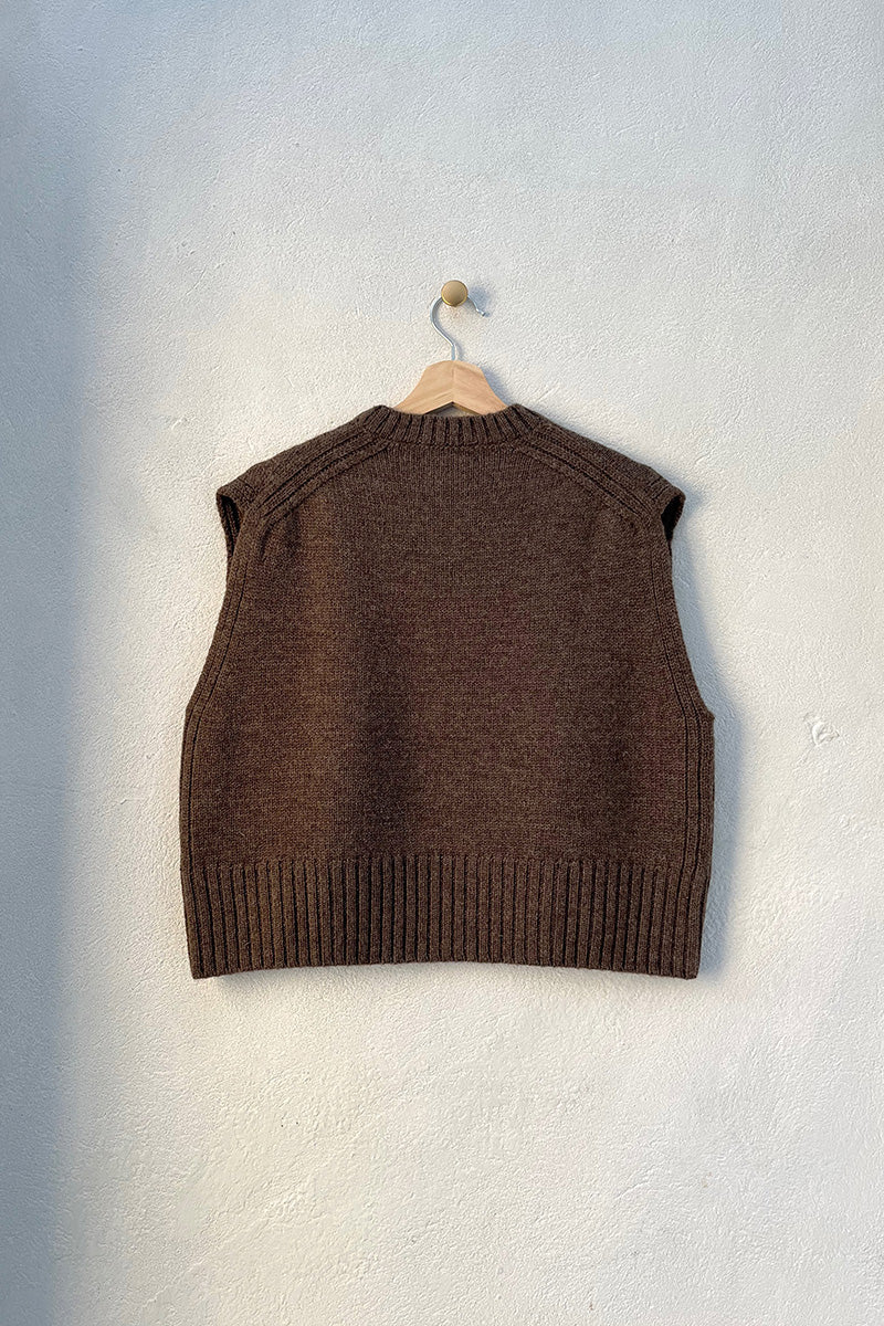 Raye Knitted Vest Peat